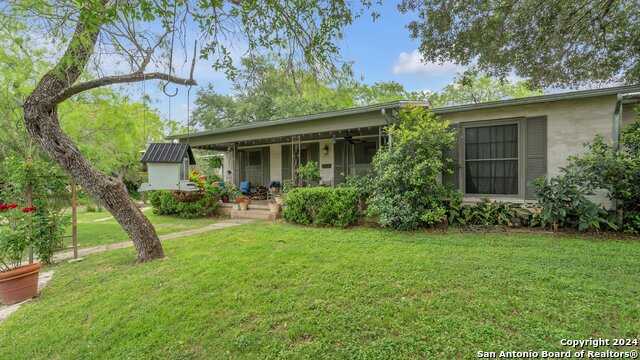 photo 1: 6812 N VANDIVER RD, San Antonio TX 78209