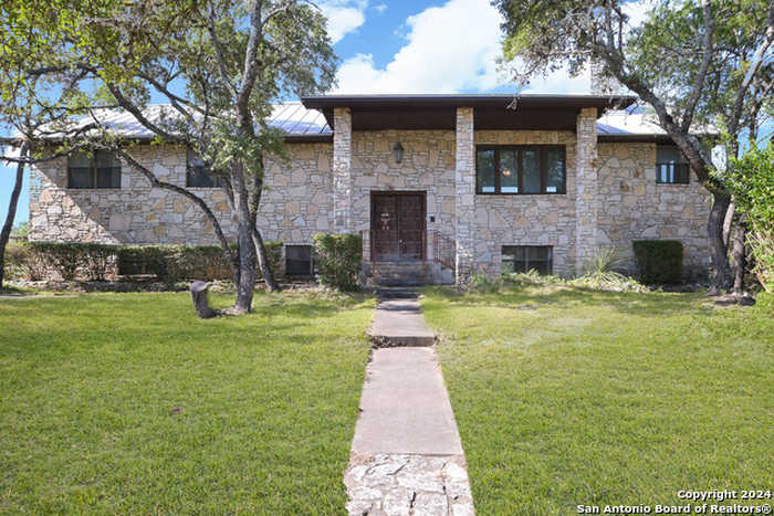 photo 2: 28353 RUFFIAN DR, Boerne TX 78015