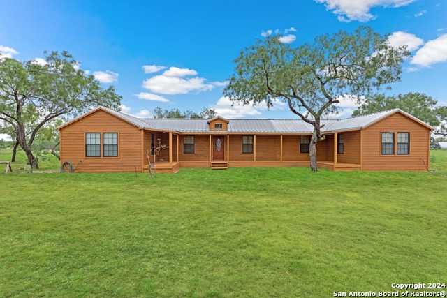 photo 1: 4905 CR 307, Jourdanton TX 78026