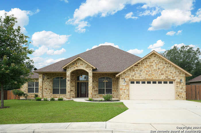 photo 1: 1212 WINDSONG CIR, Seguin TX 78155