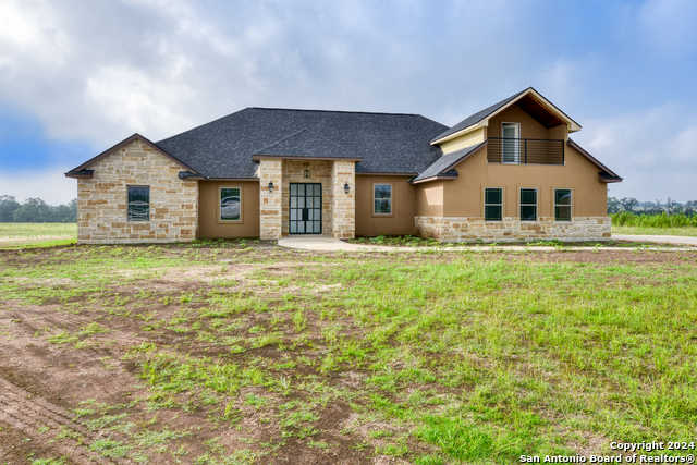 photo 1: 956 Horseshoe Falls, Bandera TX 78003