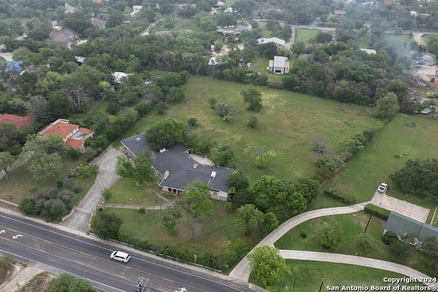 photo 3: 1618 HILLCREST DR, San Antonio TX 78228