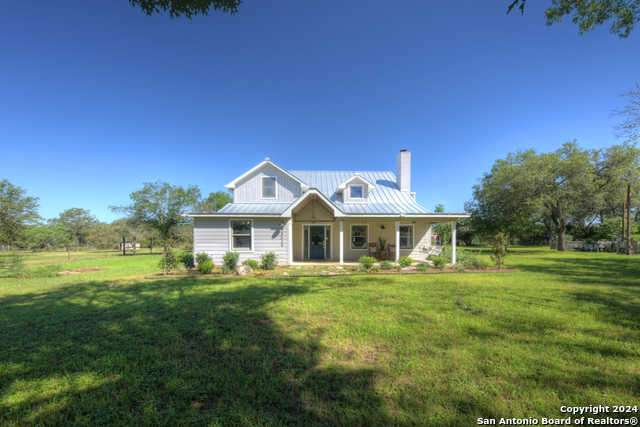 photo 3: 28035 Delafield DR, New Braunfels TX 78132