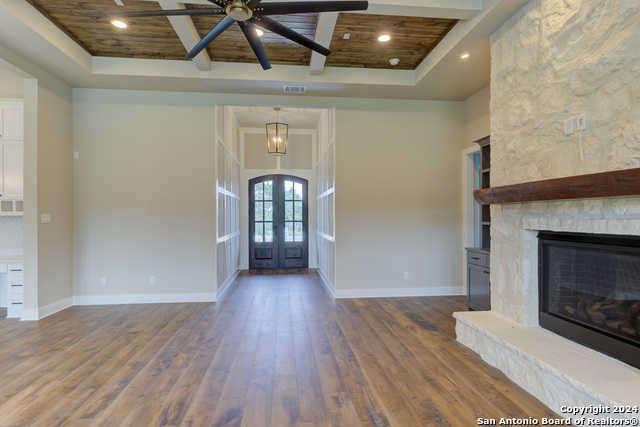 photo 3: 1687 Noble Trail, Canyon Lake TX 78133