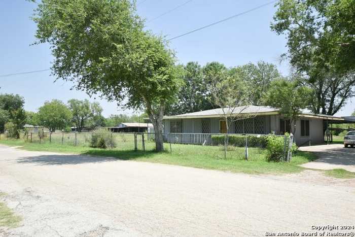 photo 1: 210 COUNTY ROAD 744, Yancey TX 78886