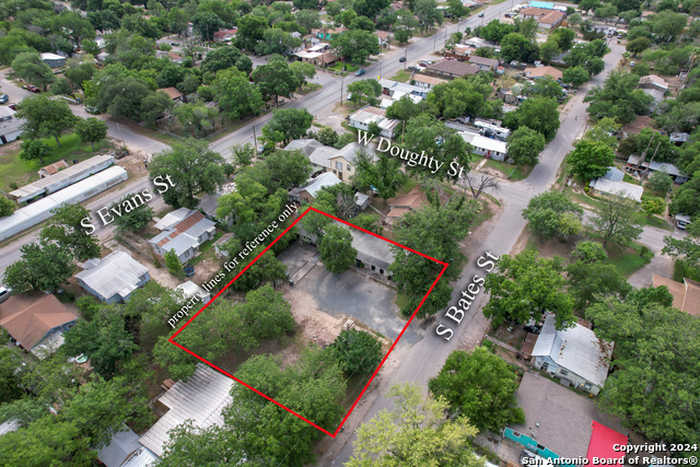 photo 20: 434 S BATES ST, Uvalde TX 78801