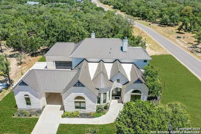 photo 2: 846 Maximino Ridge Rd, Bulverde TX 78163