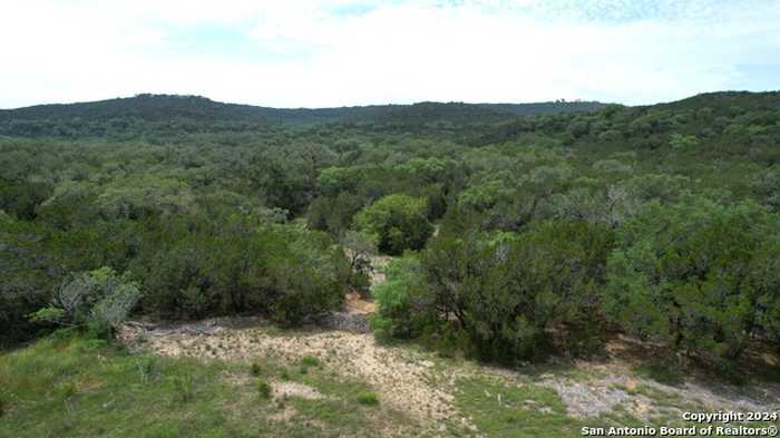 photo 9: 386 Private road 1712, Mico TX 78056