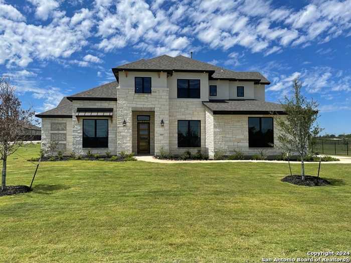 photo 1: 5033 Estates Oak Way, San Antonio TX 78263