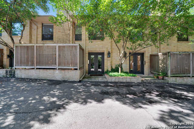 photo 3: 138 Chichester Pl Unit 138, San Antonio TX 78209