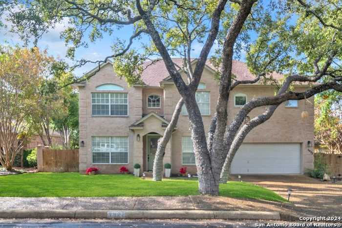 photo 2: 3922 HEIGHTS WAY, San Antonio TX 78230