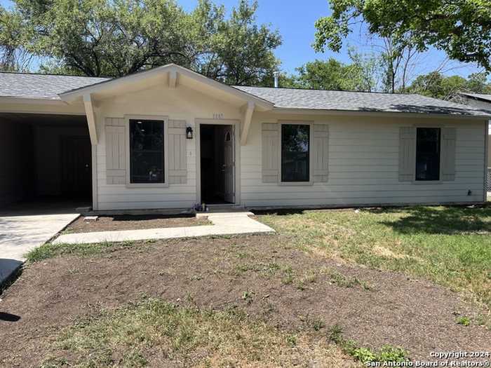 photo 2: 5247 MARCONI ST, San Antonio TX 78228