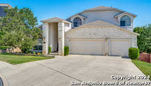 photo 1: 18306 DIAMOND CIR, Bexar Co TX 78258