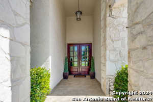 photo 3: 18306 DIAMOND CIR, Bexar Co TX 78258