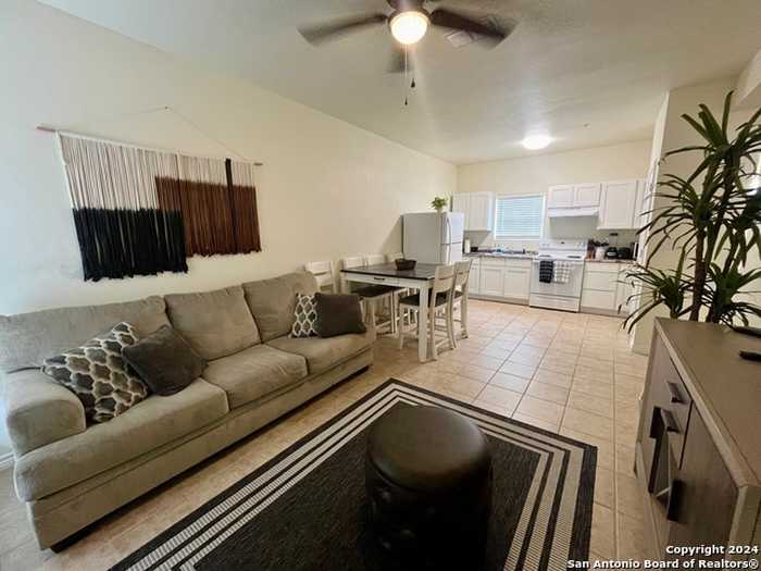 photo 1: 391 Riverside Dr # 22 Unit 22, Eagle Pass TX 78852