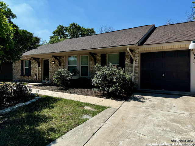 photo 3: 4118 STATHMORE DR, San Antonio TX 78217