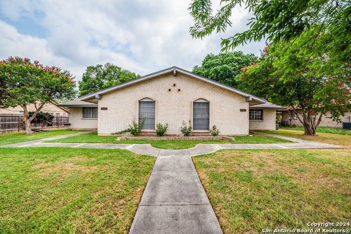 photo 1: 5609-11 WALZEM RD, San Antonio TX 78218