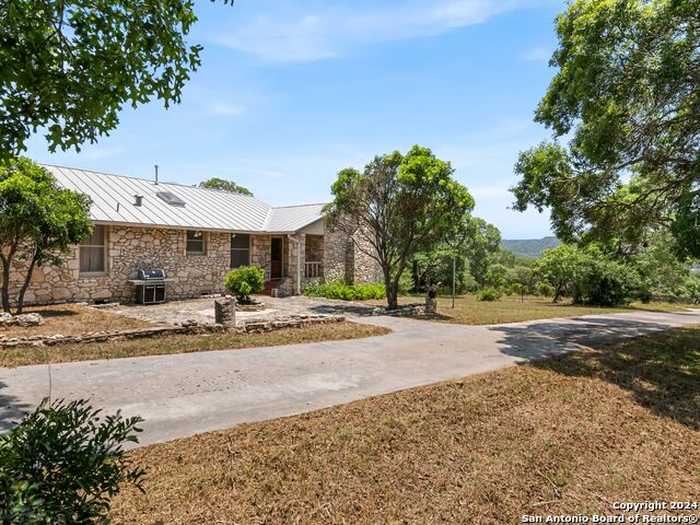 photo 1: 305 UPPER CIBOLO CREEK RD, Boerne TX 78006