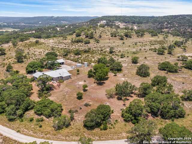 photo 3: 305 UPPER CIBOLO CREEK RD, Boerne TX 78006