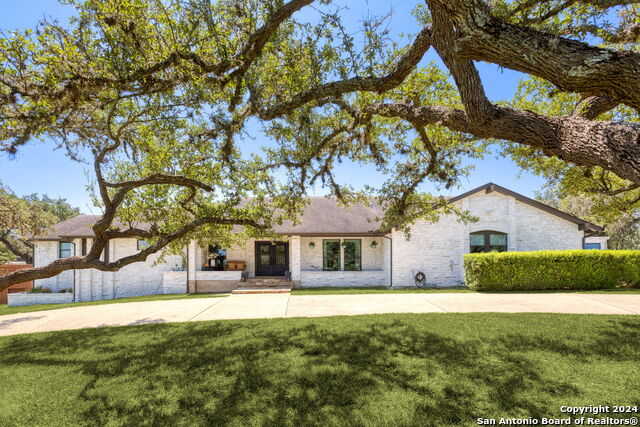 photo 3: 29570 Red Bud Hill, Fair Oaks Ranch TX 78015