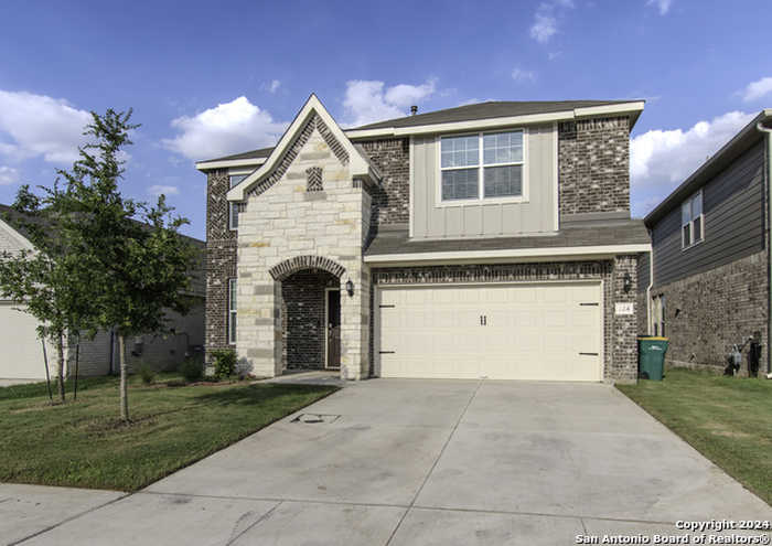 photo 1: 124 INVERNESS, Boerne TX 78015