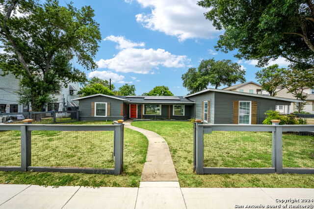 photo 1: 3120 W ASHBY PL, San Antonio TX 78228