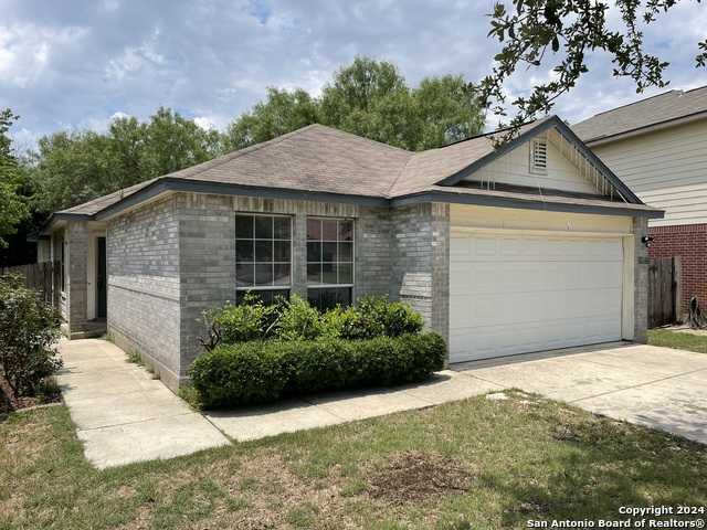 photo 3: 10246 ROSEANGEL LN, Helotes TX 78023