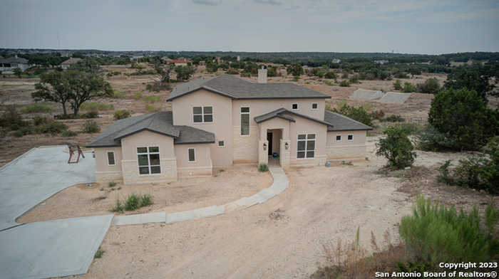 photo 1: 1529 TRAMONTO, New Braunfels TX 78132