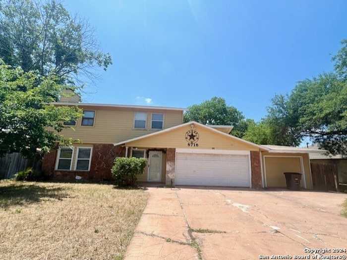 photo 1: 5715 FOUNTAINWOOD, San Antonio TX 78233