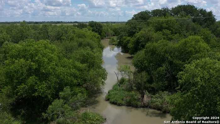 photo 1: 593 FM 481, Uvalde TX 78801