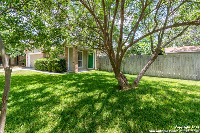 photo 1: 10906 Lake Path, San Antonio TX 78217