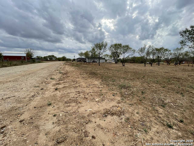 photo 2: 277 County Road 1647, Moore TX 78057