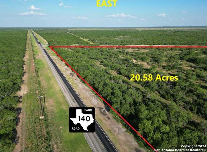 photo 2: 18445 W FM 140, Pearsall TX 78061