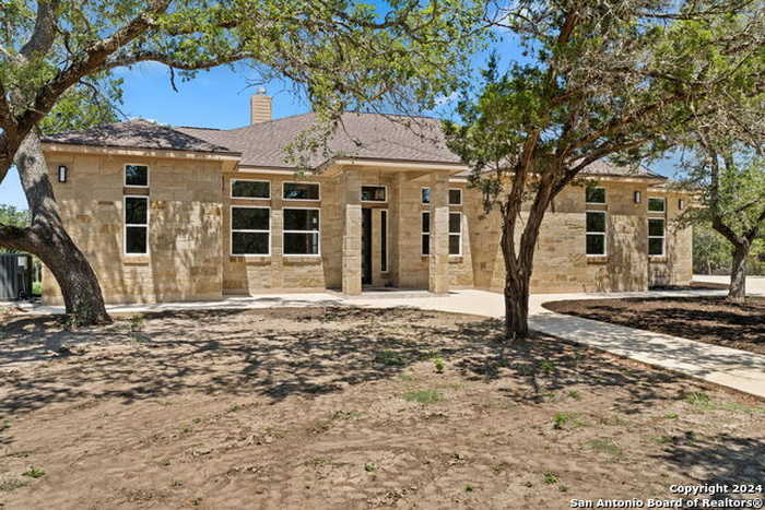 photo 1: 1410 Cattail, Canyon Lake TX 78133