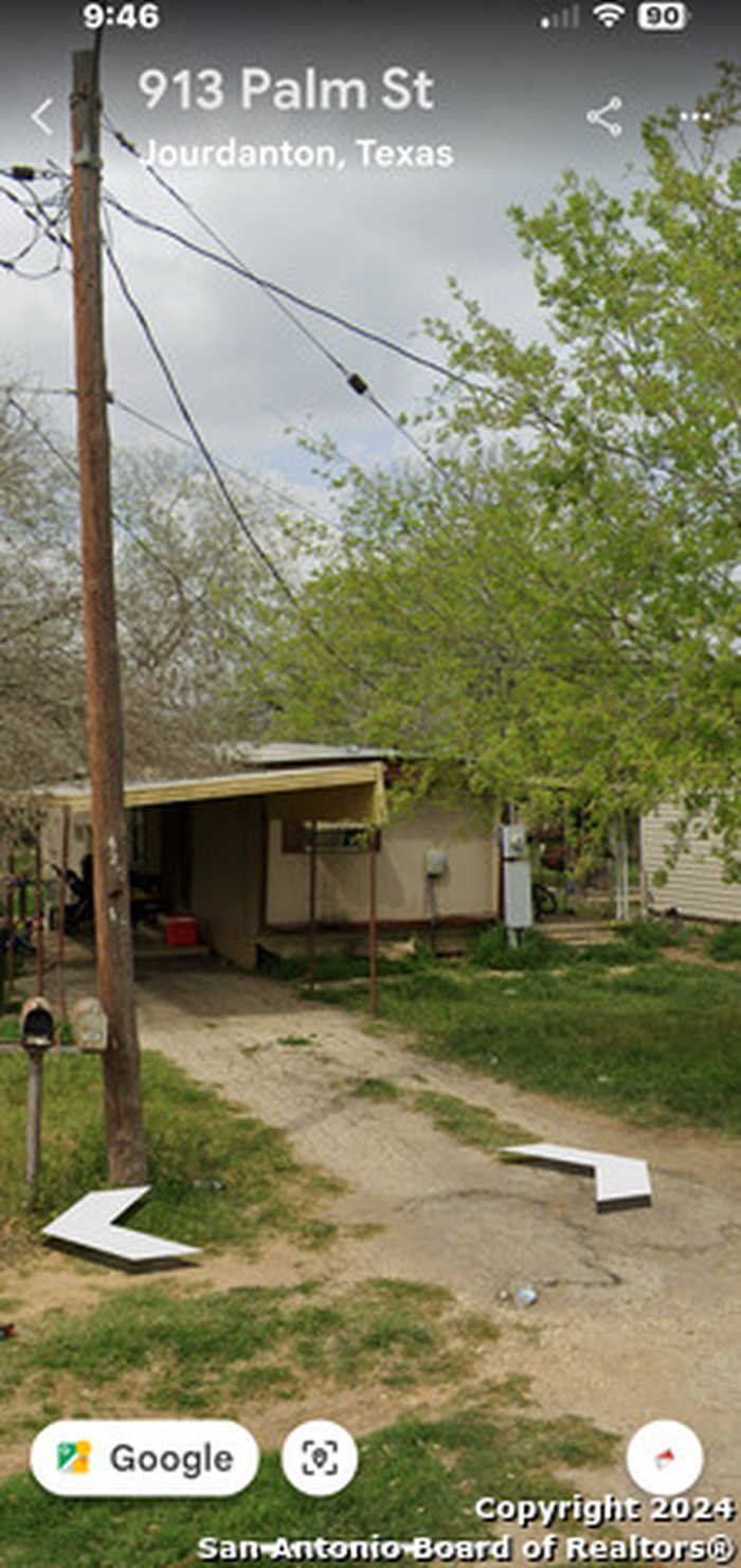 photo 5: 909, 911 & 913 PALM ST, Jourdanton TX 78026