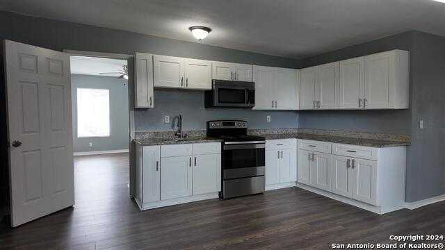 photo 3: 3323 W LAUREL, San Antonio TX 78228