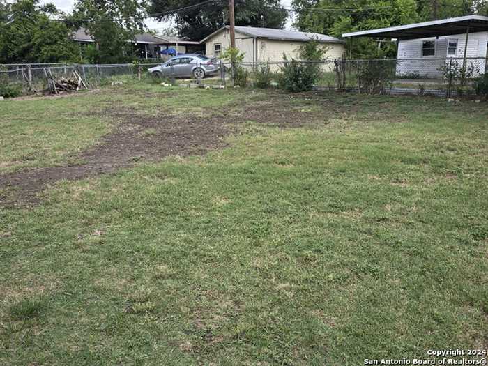 photo 10: 411 KATHY DR, San Antonio TX 78223