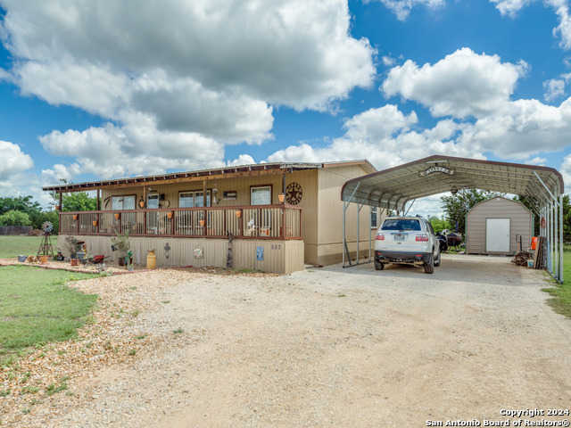 photo 3: 553 Mountain View, Bandera TX 78003