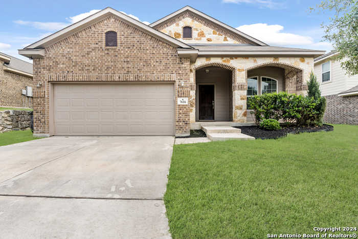 photo 1: 7616 MISSION SMT, Boerne TX 78015