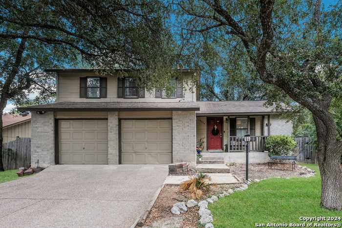 photo 1: 13914 WOODBREEZE ST, San Antonio TX 78217