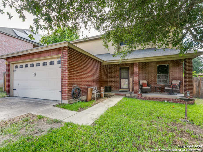 photo 2: 11206 Forest Pass Ct, Live Oak TX 78233