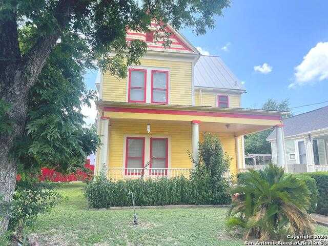 photo 1: 617 E GUENTHER ST, San Antonio TX 78210