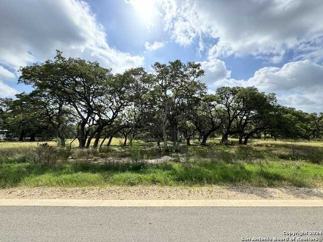 photo 1: 931 maximino ridge, Bulverde TX 78163