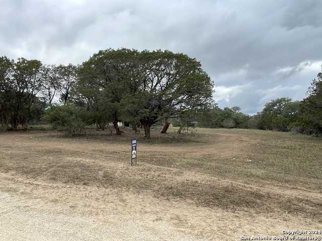 photo 3: LOT 48 DEERWOOD CIR, Bandera TX 78003