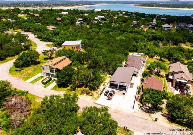 photo 1: 1216 LAKEBREEZE DR, Canyon Lake TX 78133