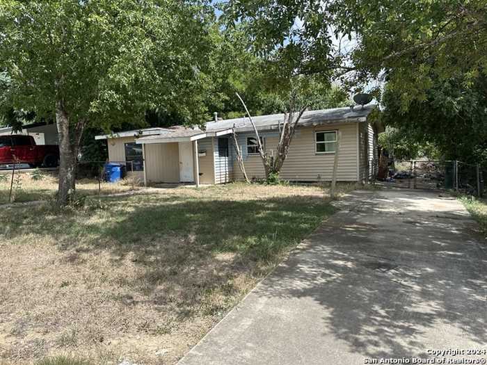 photo 1: 214 Sublett, San Antonio TX 78223