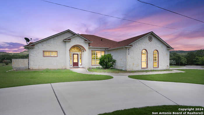 photo 1: 412 Shayla Ln, Canyon Lake TX 78133