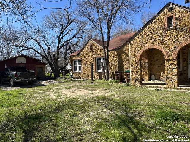 photo 3: 16619 OLD CORPUS CHRISTI RD, Elmendorf TX 78112