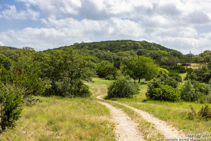 photo 28: 732 Hay Hollar Rd, Bandera TX 78003