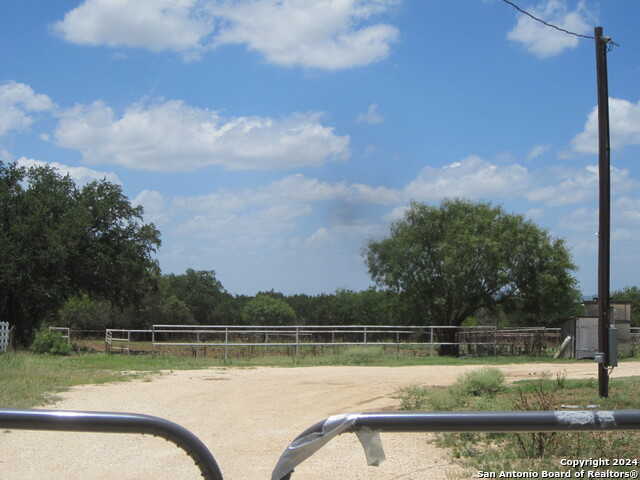 photo 1: 629 Polly Peak Dr., Bandera TX 78003